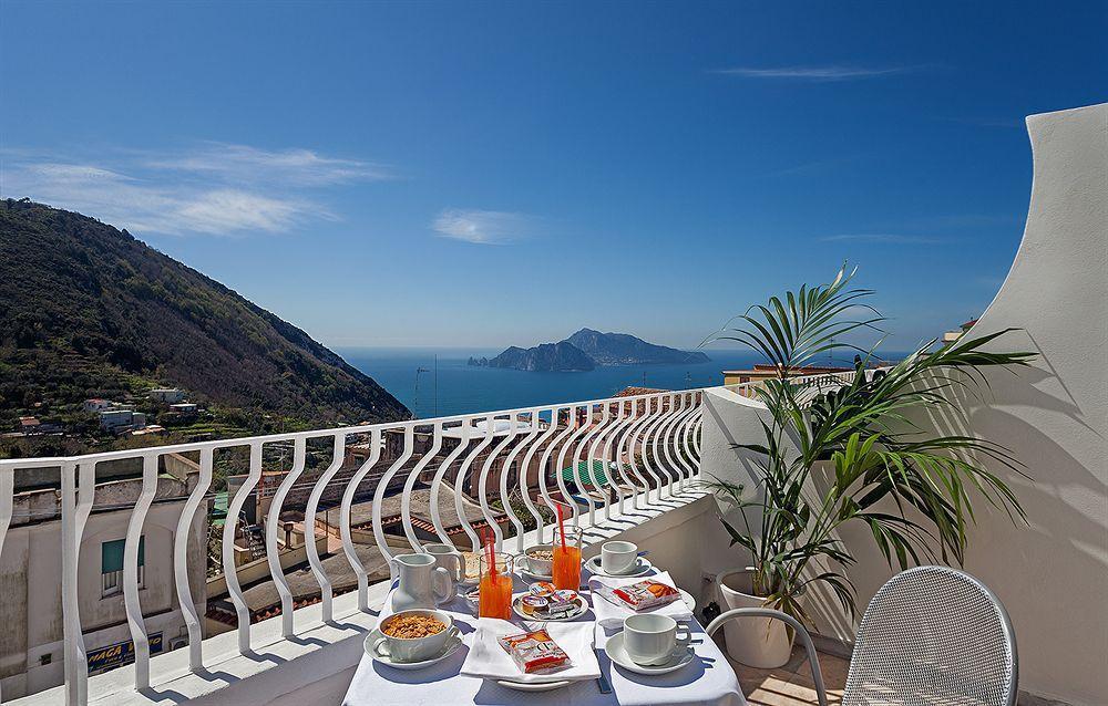Hotel Caruso Massa Lubrense Buitenkant foto