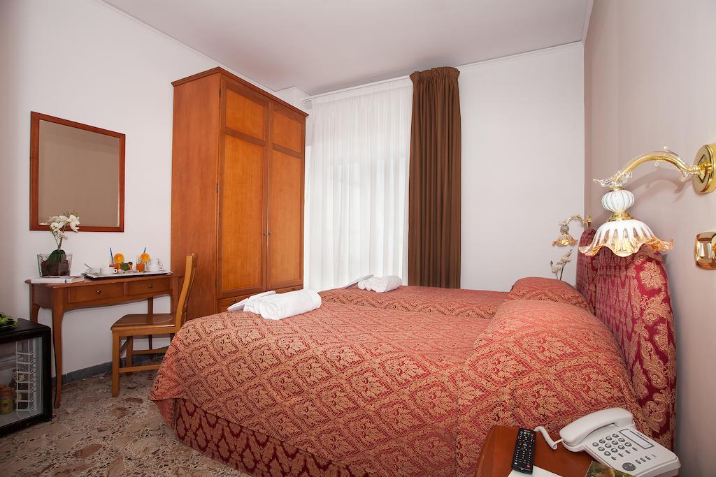 Hotel Caruso Massa Lubrense Buitenkant foto