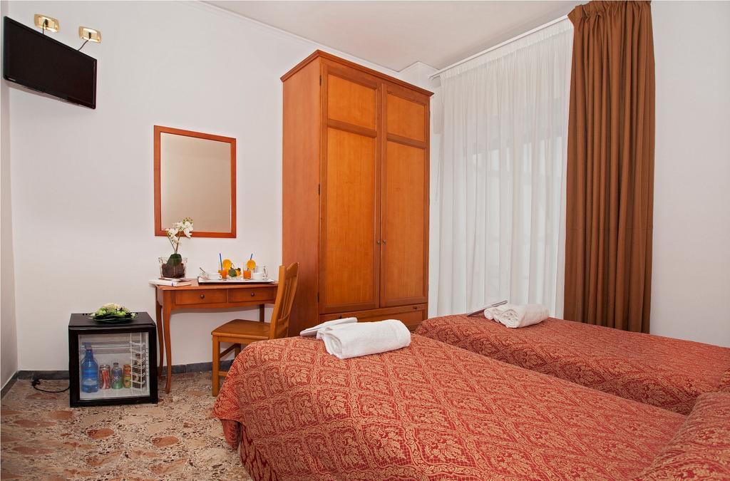 Hotel Caruso Massa Lubrense Buitenkant foto